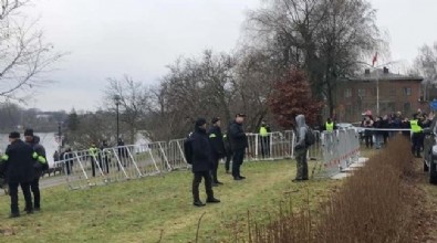 Ömer Çelik'ten İsveç'teki alçak provokasyona sert tepki