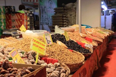 Yöresel Ürünler Ve Hediyelik Esya Fuarina Yogun Ilgi