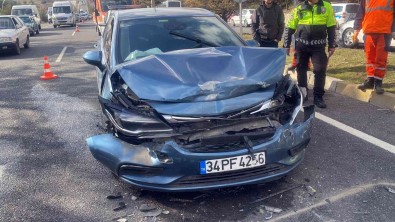 Zincirleme Trafik Kazasinda 4 Kisi Yaralandi