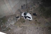 Adana'da Kontrolden Çikan Otomobil Çakit Çayi'na Uçtu Açiklamasi 1 Ölü, 2 Yarali