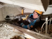 Elazig Depreminin Simgesi Azize'nin Gerçek Kahramani Ortaya Çikti