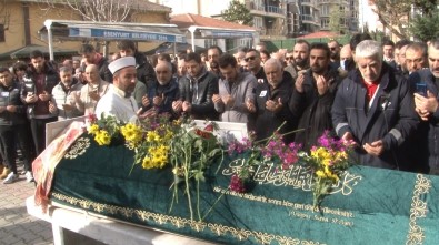 Malta'da Canice Öldürülen Pelin Kaya Son Yolculuguna Ugurlandi