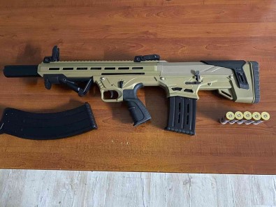 Sosyal Medyada Tüfekle Görüntü Paylasan Sahis Yakalandi