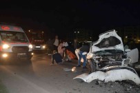 Çorlu'da Iki Otomobil Kafa Kafaya Çarpisti Açiklamasi 1 Ölü, 3 Yarali