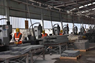 Dogal Tas Elemanlari Üretim Tesisi Ciroyu 4'E Katladi