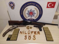 Vincin Üzerinden Silahla 15 El Ates Açmisti, Evinde Çok Sayida Silah Çikti