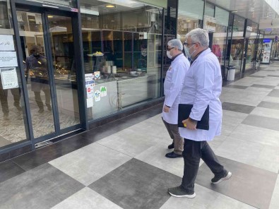 Zeytinburnu'nda Restoranlarda Gida Denetimi Yapildi