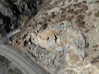 Zigana Dagi Geçidi Için Uzmanlardan Uyari Açiklamasi 'Her An Ciddi Bir Kütle Hareketi Olabilir'