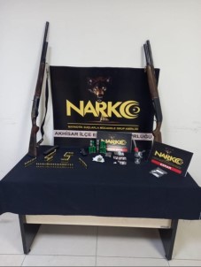 Manisa'da 15 Adrese Es Zamanli Uyusturucu Operasyonu Açiklamasi 14 Gözalti