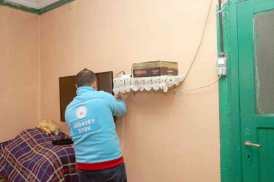 Sik Sik Köylerdeki Yanginlarla Gündeme Gelen Kastamonu'da Elektrik Tesisatlari Yenileniyor