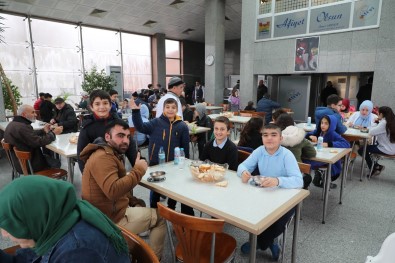 Zeytinburnu Asevinden 855 Bin Kap Sicak Çorba Ikrami