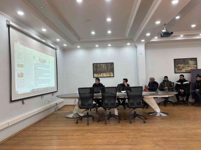 Sarikamis'ta Ormancilara Yangin Egitimi Verildi