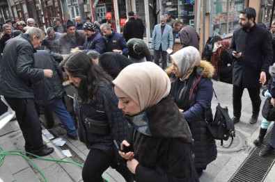 50 Kisilik Turist Kafilesi Esnaf Duasina Katildi