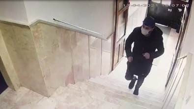 Baskentte Sahte Kargoculara Paket Operasyonu Açiklamasi 5 Gözalti