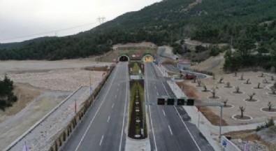 Ege ve Akdeniz’i birbirine bağlayan Honaz Tüneli bugün açılıyor
