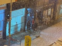 Iran'da Meydana Gelen Deprem Van Ve Hakkari'de De Hissedildi