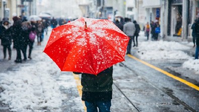 Meteoroloji'den 13 il için kar yağışı uyarısı: İstanbul Ankara ve diğer illerde bugün hava nasıl olacak?