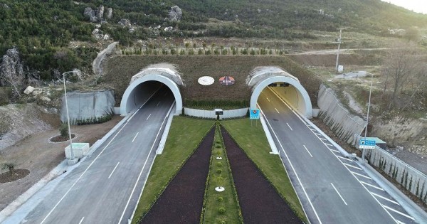Ege ve Akdeniz’i birbirine bağlayan Honaz Tüneli bugün açılıyor