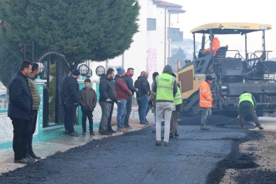 Akyazi'ya 50 Bin Ton Asfalt