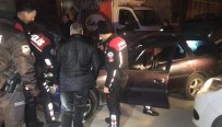Polisin 'Dur' Ihtarina Uymayan Araçtaki 4 Kisi Kovalamaca Sonrasi Yakalandi