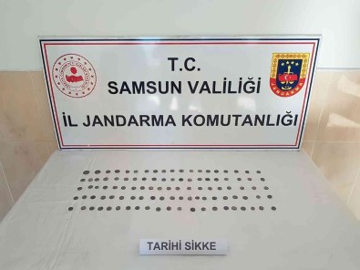 Satmaya Çalistigi Tarihi Sikkelerle Yakalandi