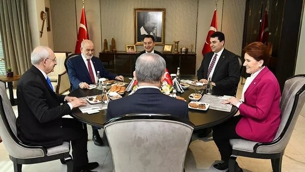 6'lı masa mutabakatta FETÖ'yü de unutmadı: KHK'lılar görevlerine iade edilecek