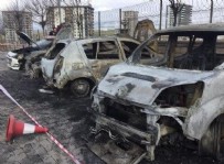 Ankara'da yangın! Site bahçesindeki 5 araç alev alev yandı