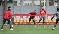 Galatasaray, Ümraniyespor Maçinin Hazirliklarini Sürdürdü