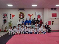 Karate Sporcularina Gelisim Semineri