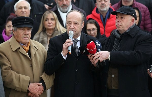 Demokratlar CHP'nin 'Yeter söz milletin' sloganını kullanmasına ateş püskürdü: Şimdi de Menderes'in ruhunu astılar