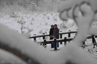 Abant'ta Kar Kalinligi 15 Santimetreyi Buldu