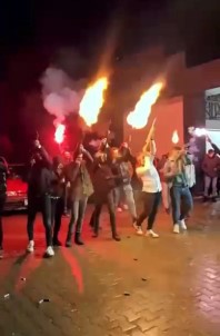 Asker Eglencesinin Dozunu Kaçirmislardi Açiklamasi 46 Bin Lira Ceza Yediler