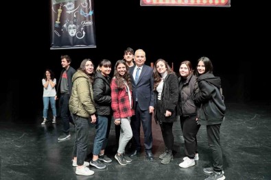 Bu Sehirde Gençlerin Üniversite Sinav Ücreti Yok