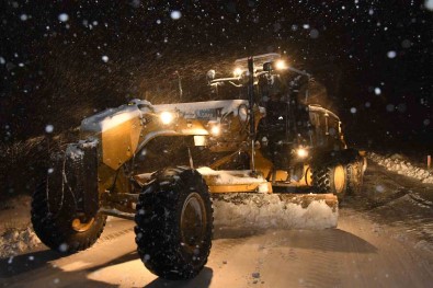 Konya Büyüksehir 31 Ilçede Kar Ve Buzlanmaya Karsi Görev Basinda