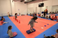 Pamukkale Belediyesi'nin Kurslarina 5 Bin 500 Genç Katiliyor