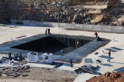 Sirnak Bölge Hastanesi'nin Insaati Hizla Devam Ediyor