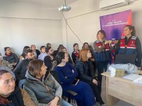 Jandarma Fabrikada Çalisan 50 Kadina KADES Egitimi Verdi