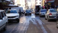 Mazidagi'nda Cadde Ve Sokaklarda Yollarin Bozuk Olmasi Vatandasi Bezdirdi