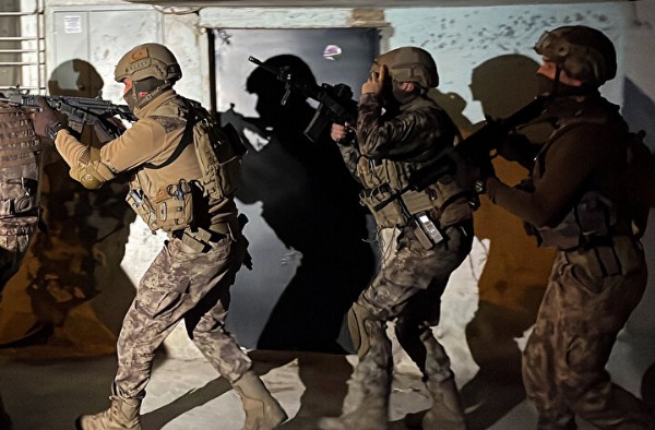 Mersin’de PKK/KCK’ya gece operasyonu: Eylem hazırlığı yapıyorlardı