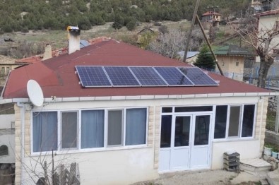 Bolu'da Orman Köylüsü Enerjisini Günesten Sagliyor