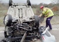 Gönen-Balya Karayolunda Trafik Kazasi Açiklamasi 3 Kisi Yarali