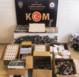 Konya'da Kaçak Sigara Operasyonu Açiklamasi 5 Gözalti