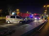 Maltepe'de Kontrolden Çikan Araç Elektrik Diregine Çarptiktan Sonra Takla Atti Açiklamasi 1 Ölü