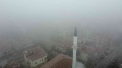 Afyonkarahisar'da Sis Etkili Oldu