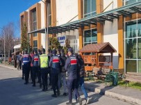 Balikesir'de Jandarmadan Uyusturucu Ve Organize Suç Operasyonu Açiklamasi 45 Gözalti