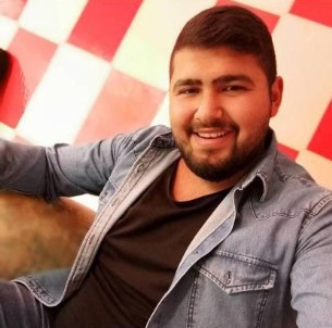 Kavgada Hayatini Kaybeden Kardesi Için Adalet Arayisini Sürdürüyor