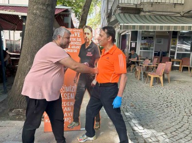 Bu Dönerciyi Yerinden Oynatan Karnini Bedavaya Doyuruyor