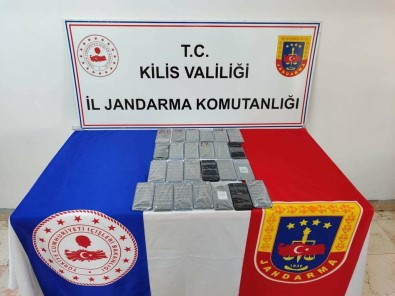 Kilis'te 25 Adet Kaçak Telefon Yakalandi
