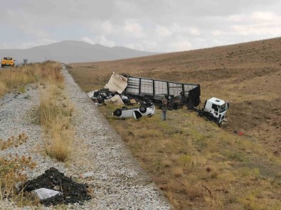 Otomobil Tira Çarpti Açiklamasi 5 Yarali
