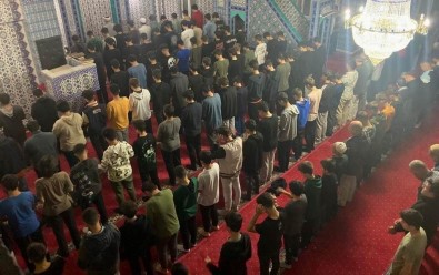 Simav'da 'Camii Gençlik Bulusmasi'